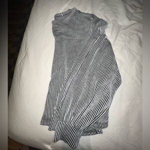 Black & white long sleeve striped shirt